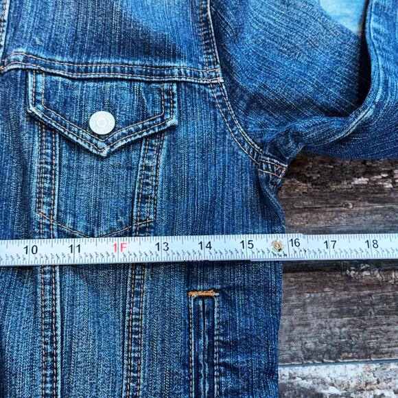 Gap Denim Jacket Womens XS Blue Jean Fitted Button Up Pockets Chore Y2K 80's - Picture 9 of 11